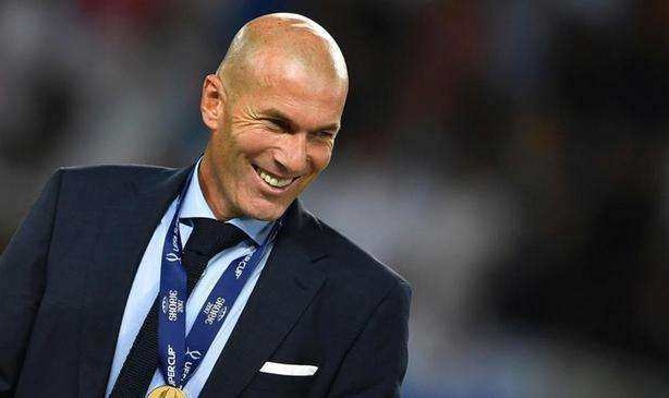  热刺核心伤退陷困境，小将临危救主保留欧战希望  