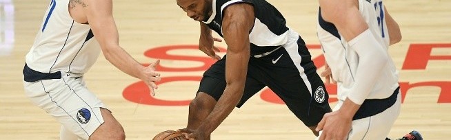  东契奇40+三双难救独行侠负灰熊  