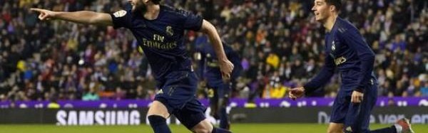  科隆比安双星闪耀全场，连线破门助力球队登顶