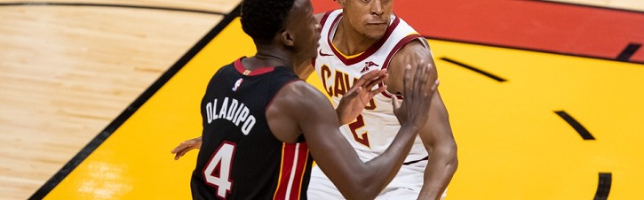  阿德巴约两双热火团队篮球碾压尼克斯