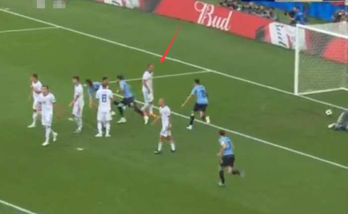  罗马中场大将重伤赛季报销牵动球迷心  