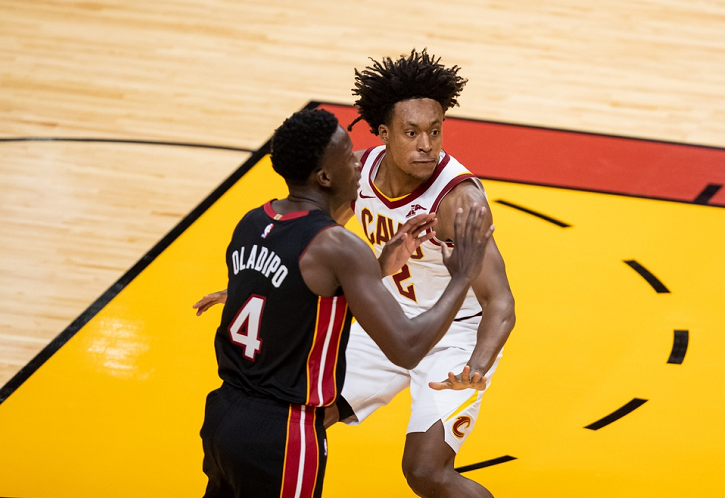  阿德巴约两双热火团队篮球碾压尼克斯