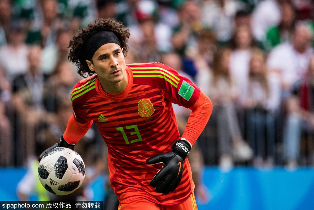  波鸿年轻门将神勇发挥多次扑救零封领头羊